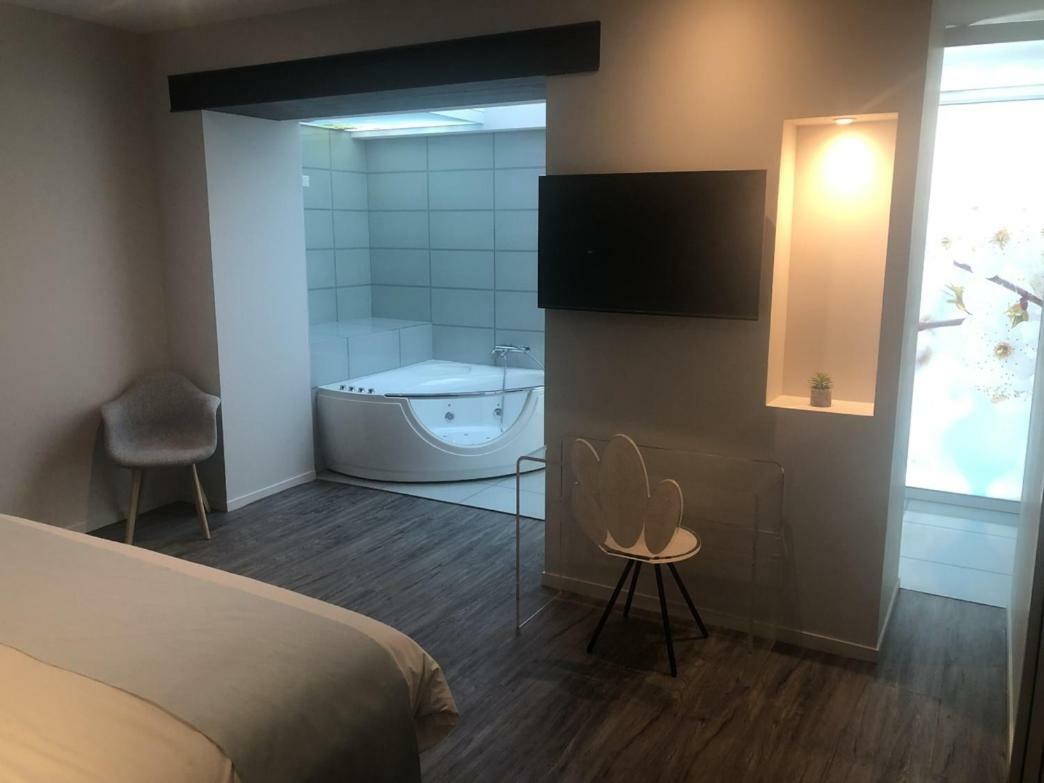 Hotel Du Lion D'Or 마르망드 외부 사진